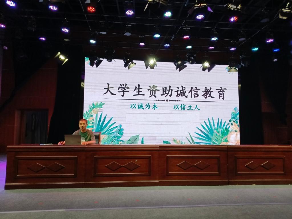 谈球吧体育官网入口