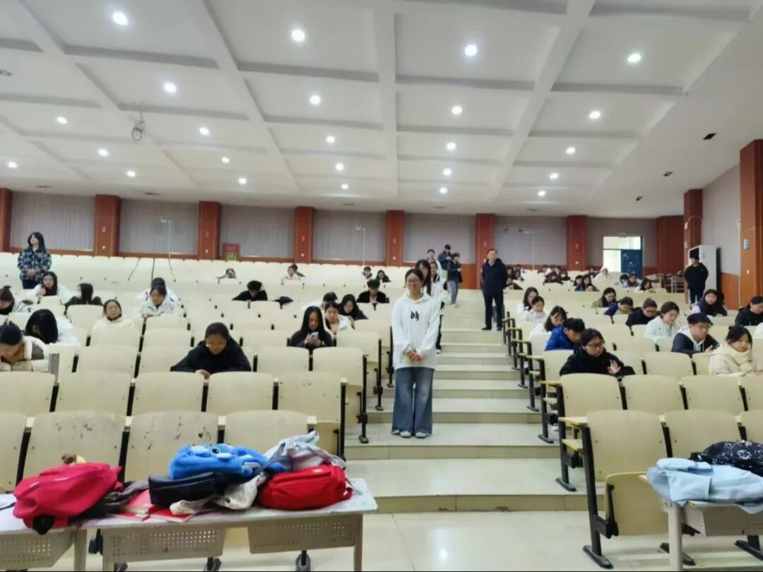 谈球吧体育官网入口