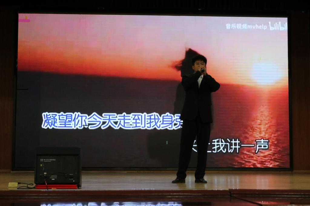 谈球吧体育官网入口