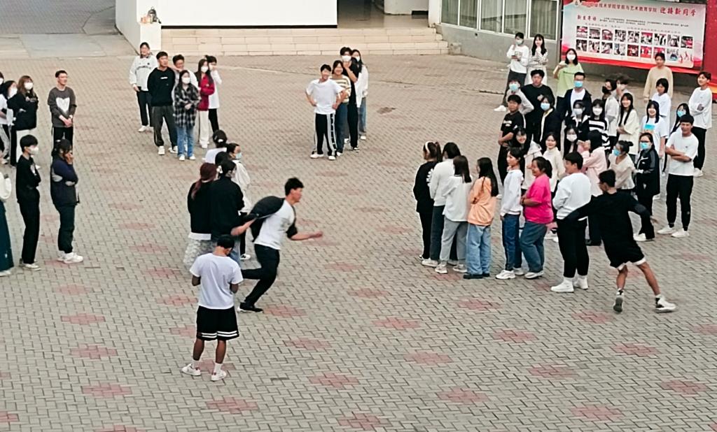 谈球吧体育官网入口
